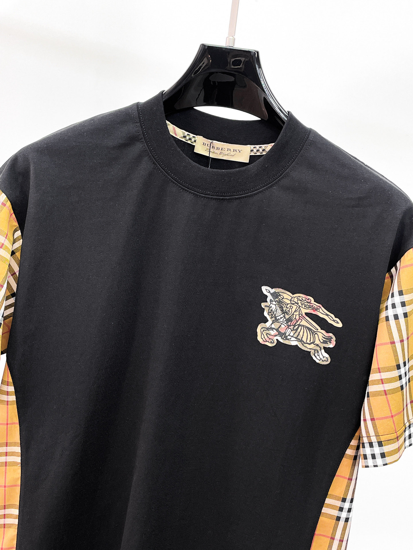 short sleeves